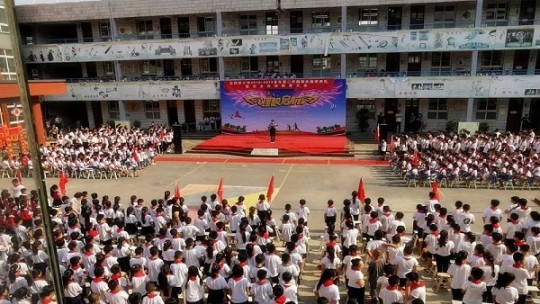 安阳桥小学邀请北关区人民检察院第三检察部入校做法治教育宣讲