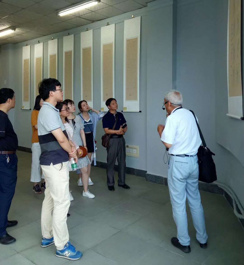 安阳民建会员付平在市群艺馆举行作品展