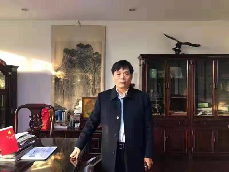 浴火重生的凤凰——记豫博生物有限公司董事长孙军站 浴火重生的凤凰——记豫博生物有限公司董事长孙军站