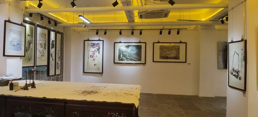 迎新年"愿景共享"中美联合艺术交流展在上海中国书法院北外滩艺术馆开展 迎新年"愿景共享"中美联合艺术交流展在上海中国书法院北外滩艺术馆开展