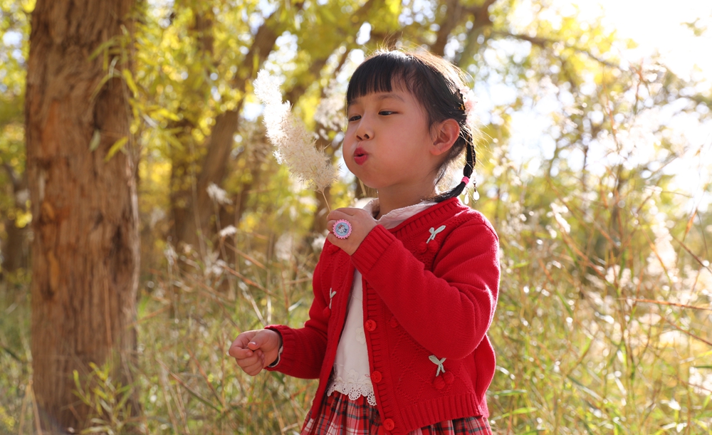 醉美童声 唱响星辰大海——王亚平女儿赵芸熙演唱《摘星星的妈妈回来了》 醉美童声 唱响星辰大海——王亚平女儿赵芸熙演唱《摘星星的妈妈回来了》